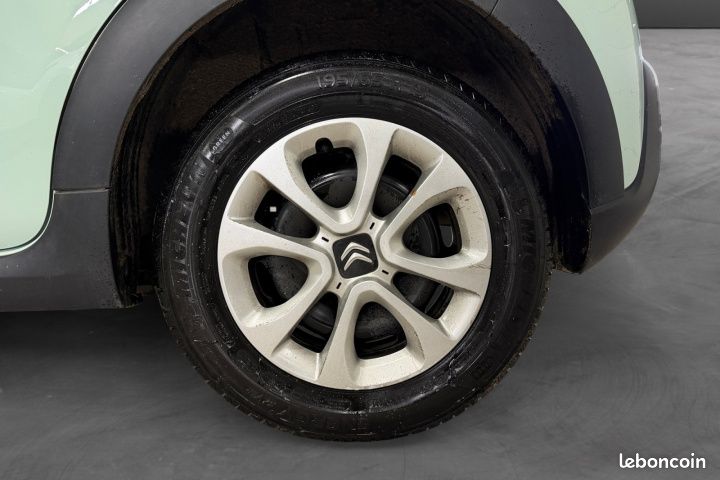 CITROEN C3 III 1.2 TURBO 110 S&S FEEL EAT6 110Ch Garantie 12 mois (image 16)