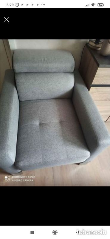 Vend canapé 3 places .2 fauteuil (image 1)