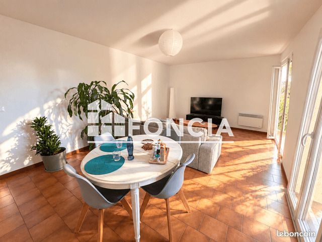 Appartement 4 pièces 83 m² · à Six-Fours-les-Plages · 83 m² · 1 003 €/mois