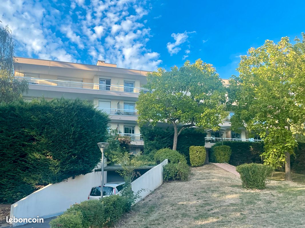 Appartement 3 pièces 68 m² · à Montmorency · 68 m² · 335 000 €