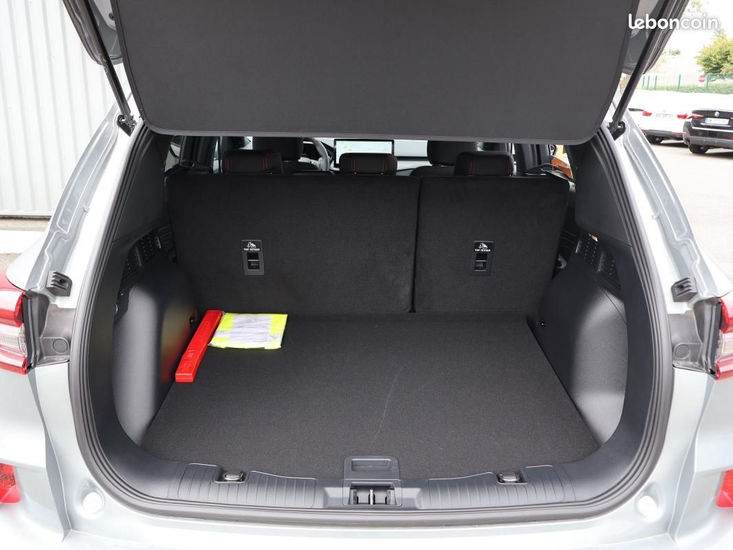 Ford Kuga 2.5 DURATEC 180 HEV ST-LINE Powershift (image 12)