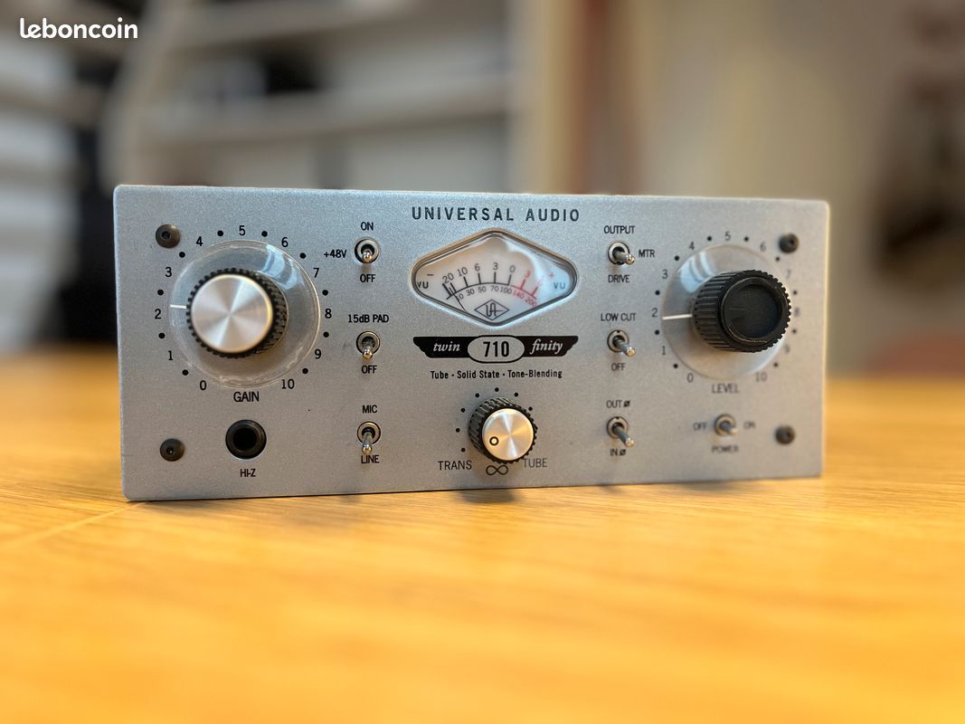 Universal Audio 710 Twin-Finity – Préampli à lampe / transistor – Excellent état (image 4)