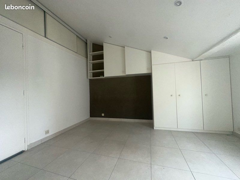 Appartement 2 pièces 23 m² · à Versailles · 22,6 m² · 147 000 €