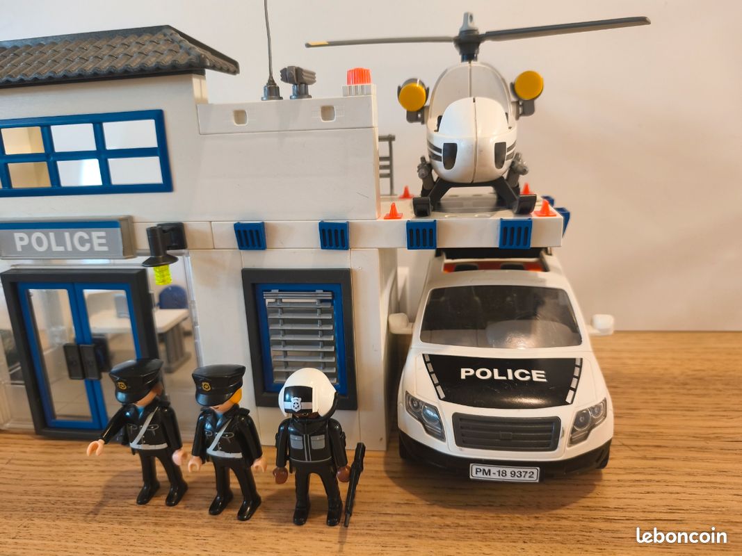 Playmobil® Playmobil 71602 Poste de police - Playmobil - Rue du Commerce