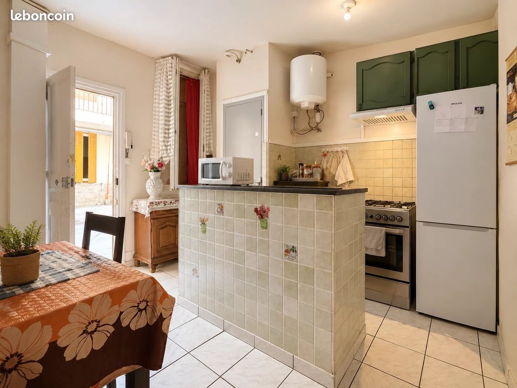 Appartement 2 pièces 40 m² · à Marseille · 40 m² · 45 000 €