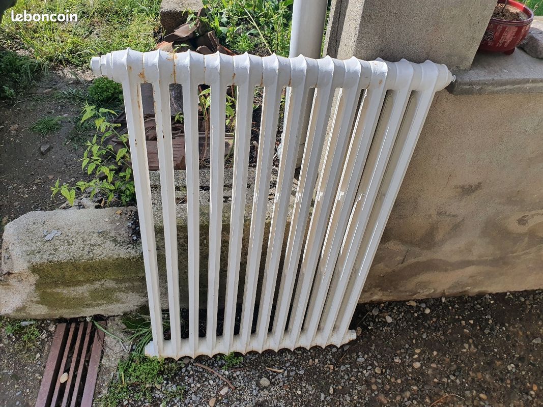 Radiateur en fonte (image 1)