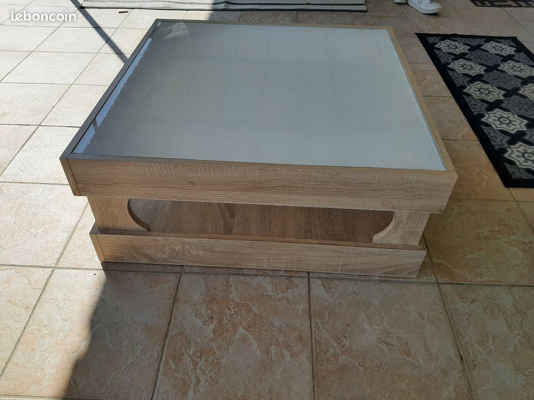 Table basse carree (image 1)