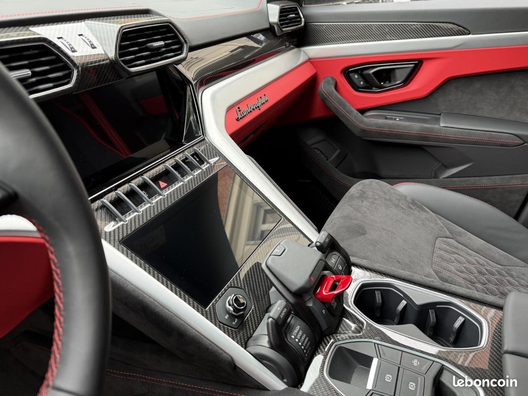 LAMBORGHINI URUS S 4.0i V8 Biturbo - BVA . 666ch (image 29)