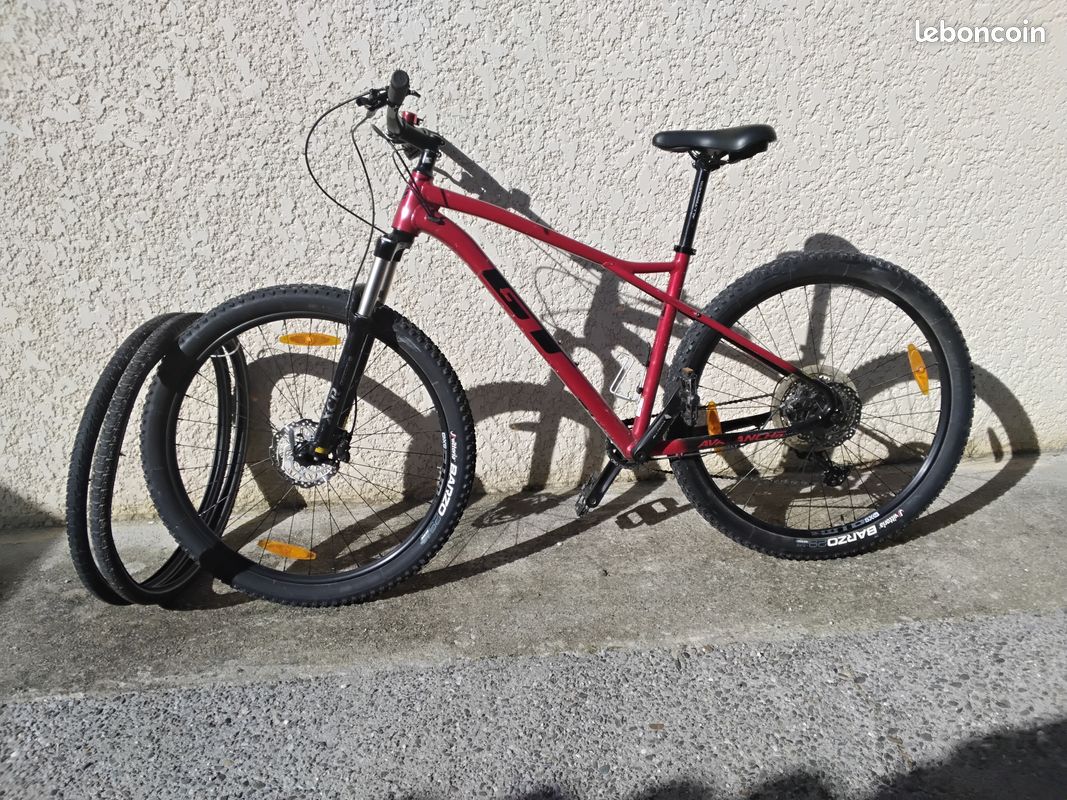 Vélo GT Avalanche Elite 29" bleu