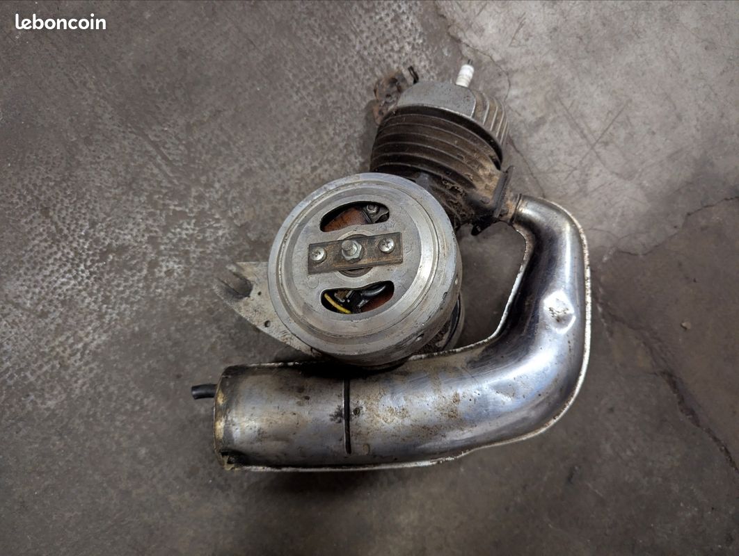 Moteur Motobecane AV7 (image 1)