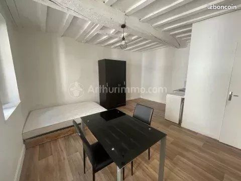 Studio 1 pièce 24 m²