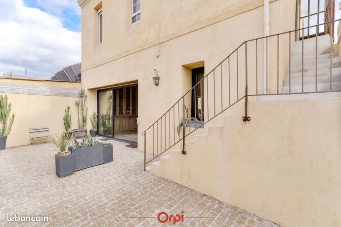Maison 5 pièces 199 m² — 18
