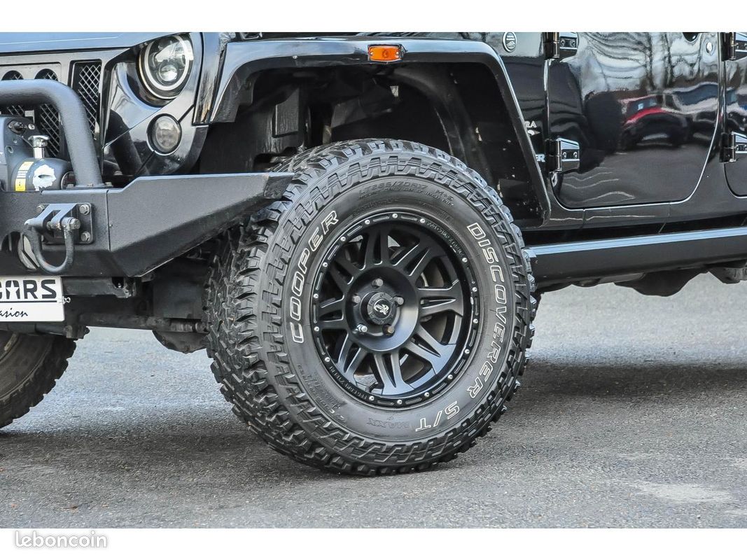 JEEP WRANGLER 3.6i - BVA 2016 Unlimited Sahara (image 22)