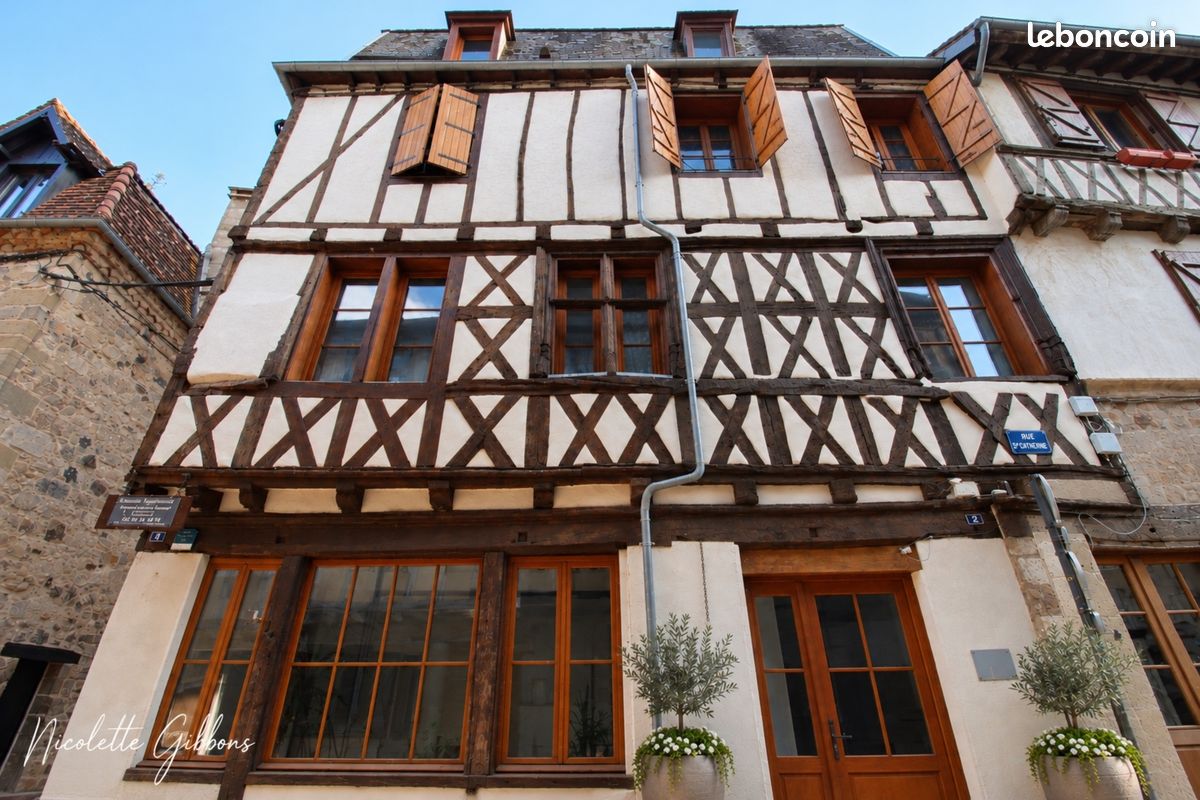 Immeuble 8 pièces 154 m² · à Beaulieu-sur-Dordogne · 154 m² · 249 000 €