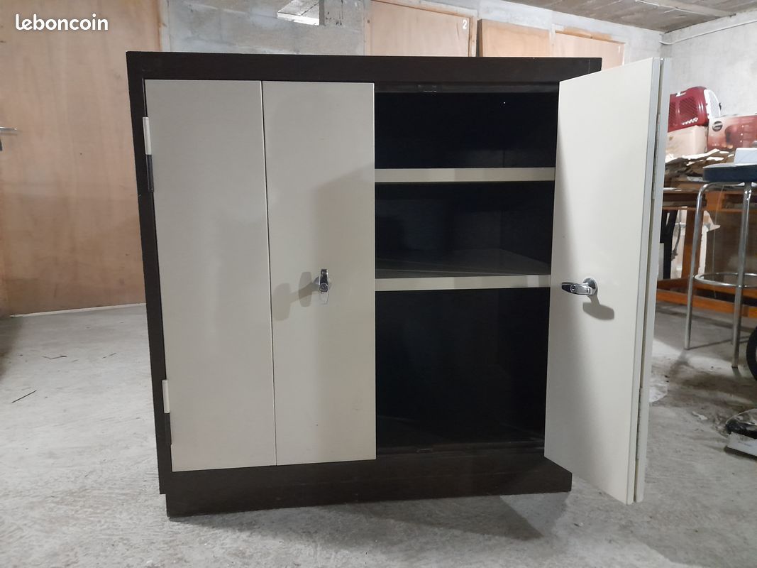 Armoire de bureau beige et marron en métal (image 1)