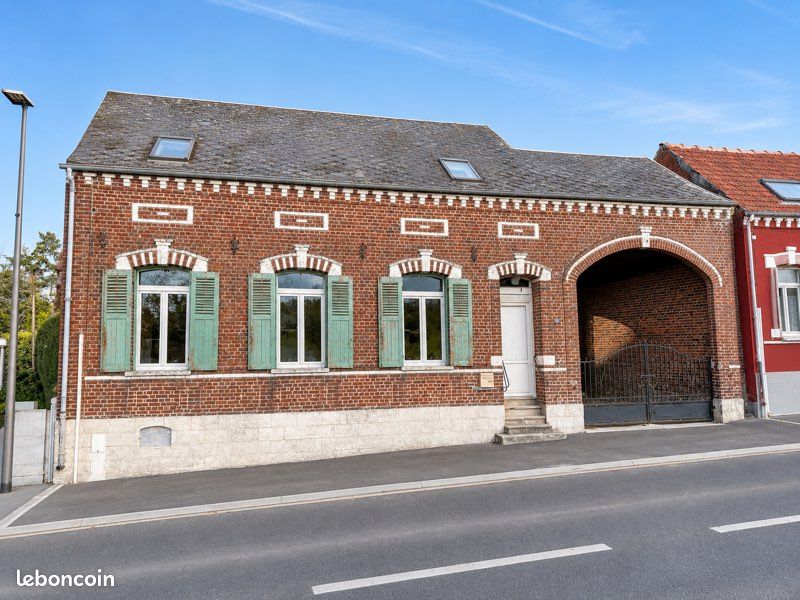 Maison 5 pièces 117 m² · à Puisieux · 117 m² · 65 000 €