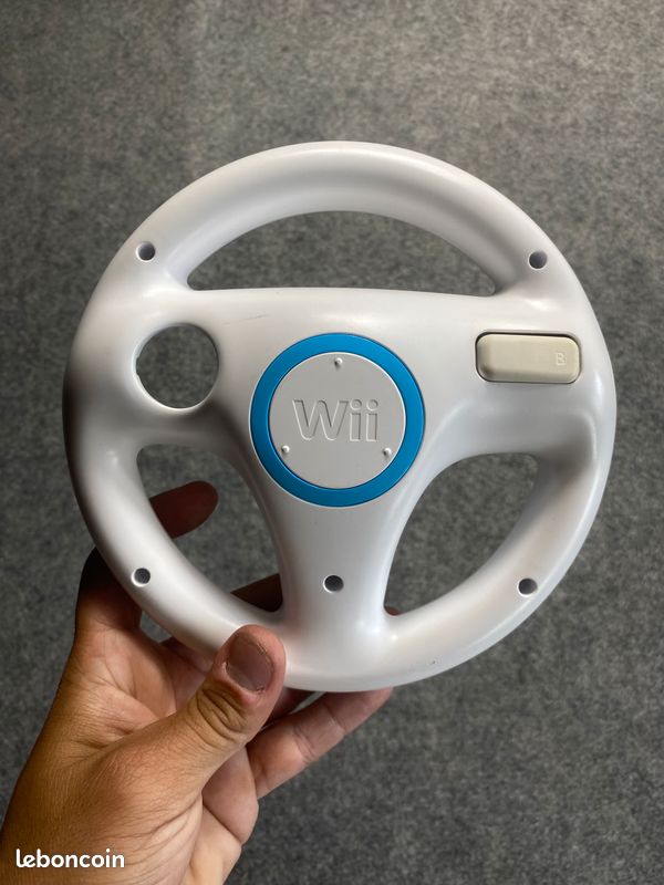 🎮 Volant Nintendo Wii Officiel – Mario Kart – Blanc – Bon État (image 1)