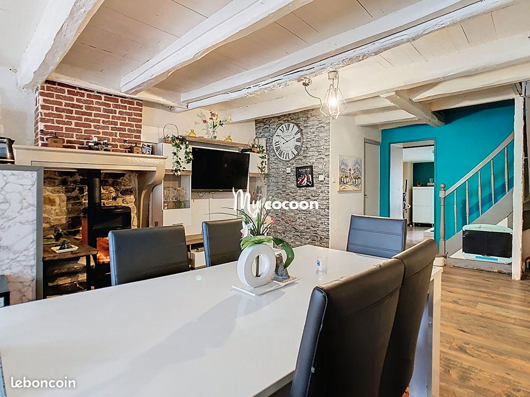 Maison 5 pièces 164 m² · à Druillat · 164 m² · 199 500 €
