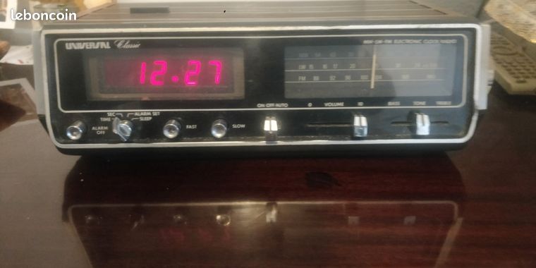 Radio-réveil électronique GRACIA space âge vintage années 70 (Gebraucht