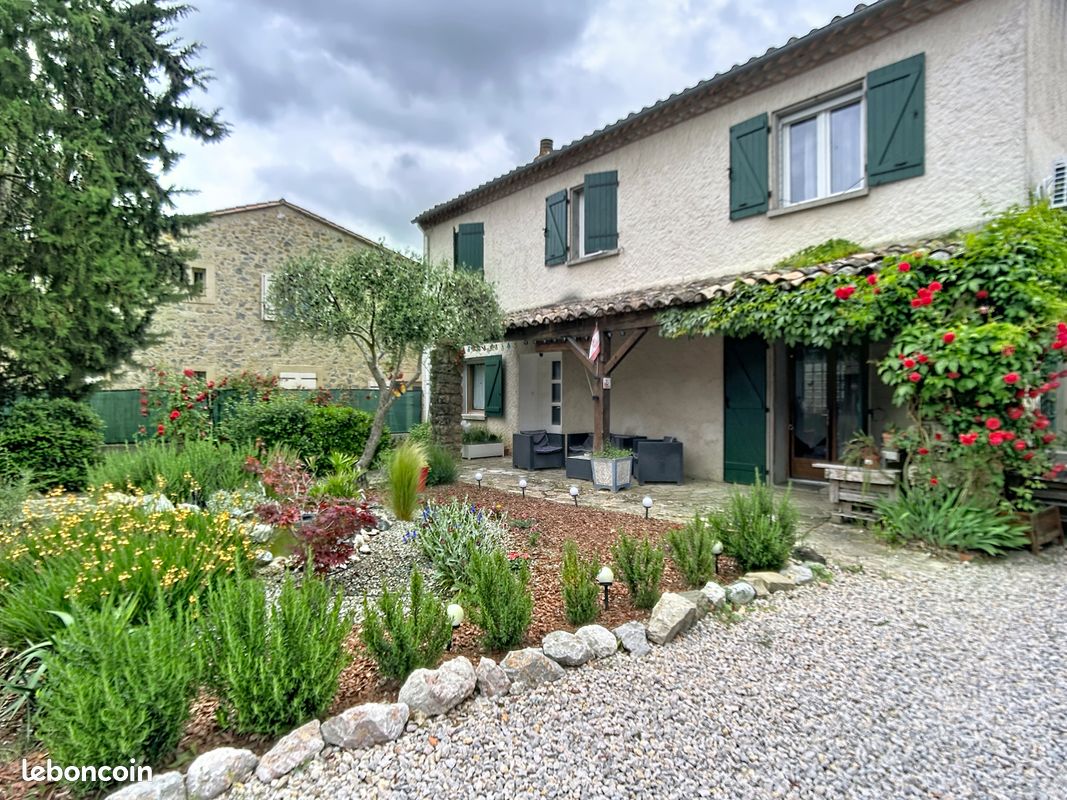 Maison 6 pièces 125 m² · à Félines-Termenès · 125 m² · 195 000 €