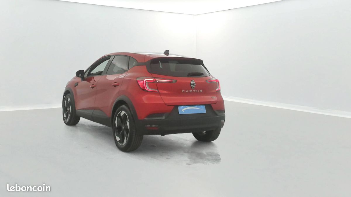 RENAULT Captur E-Tech full hybrid 145 ch Techno (image 3)