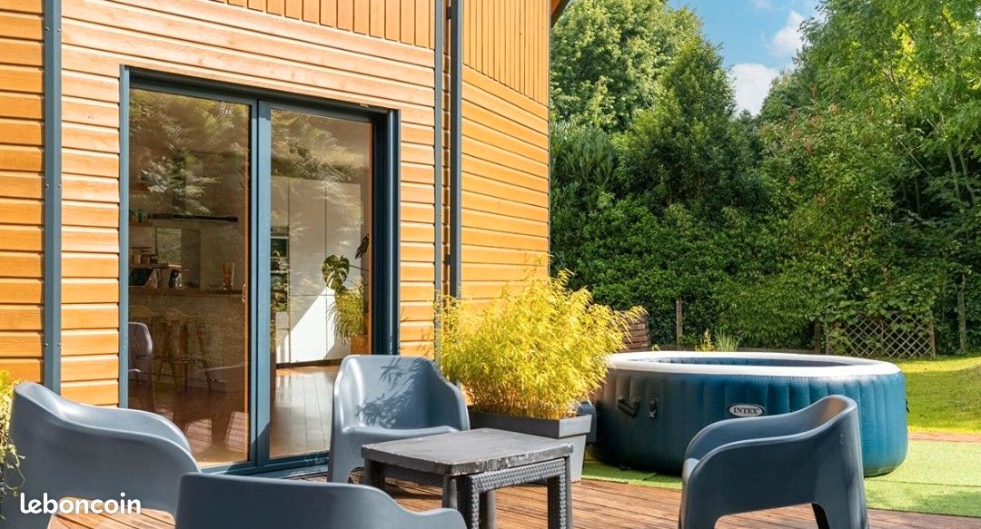 Maison 6 pièces 161 m² · à Franqueville-Saint-Pierre · 161 m² · 420 000 €