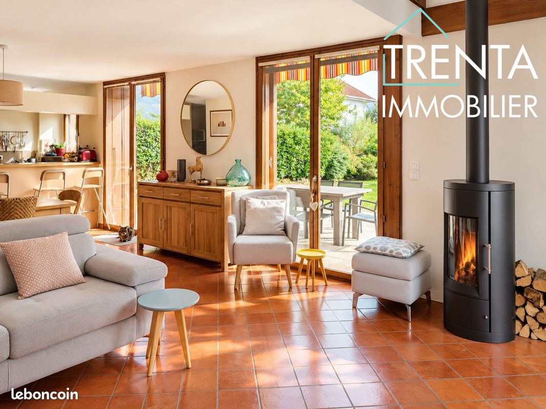 Maison 9 pièces 225 m² · à Saint-Jean-de-Moirans · 225 m² · 499 000 €