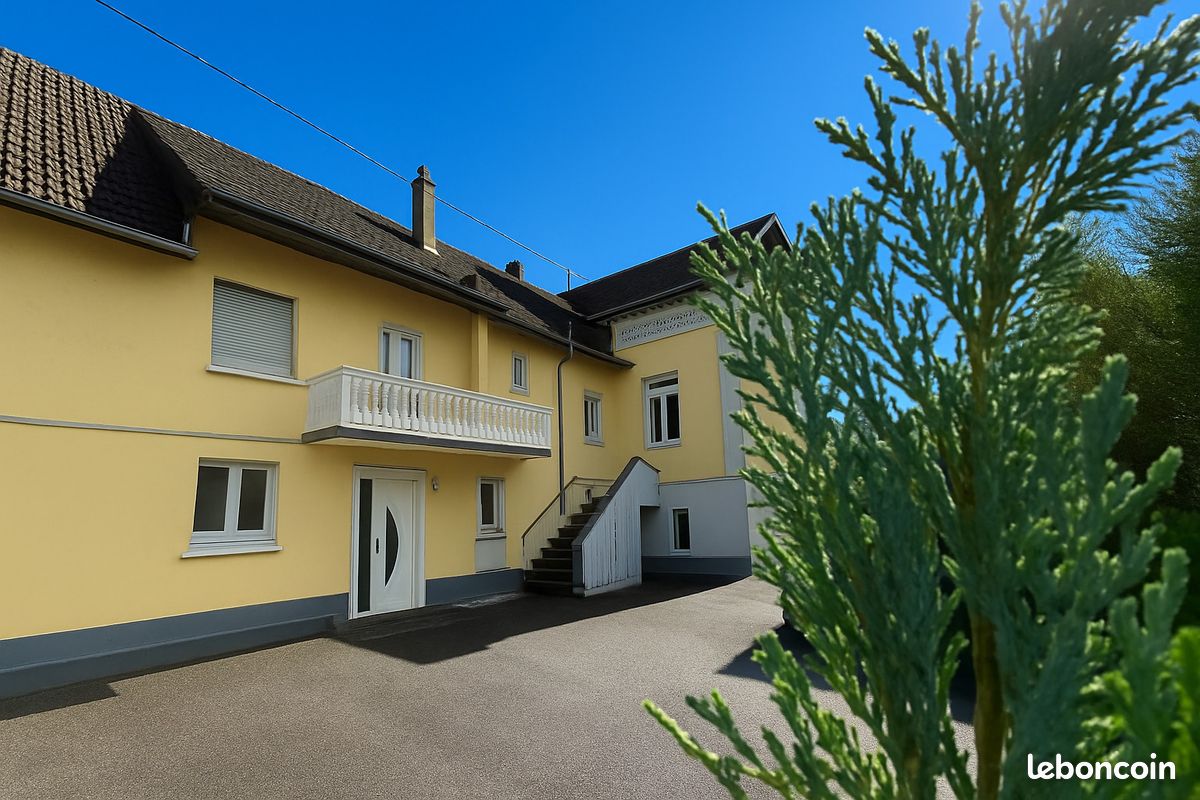 Grand duplex F5/T5 de 112 m² avec 2 salles de bains à Blotzheim