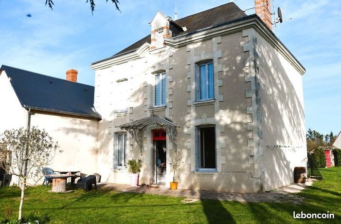Maison 7 pièces 210 m²
