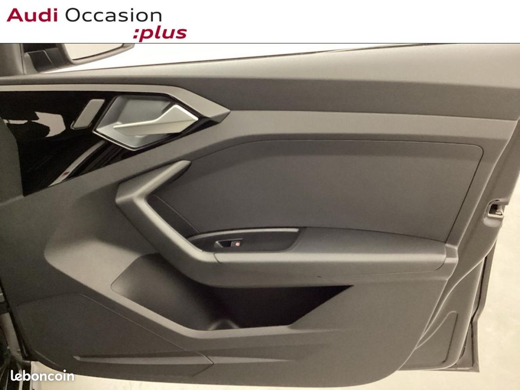 Audi A1 Sportback 35 TFSI 150ch S line S tronic 7 (image 22)