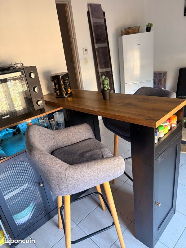 Table haute avec 2 chaises – style moderne bois/noir (image 1)