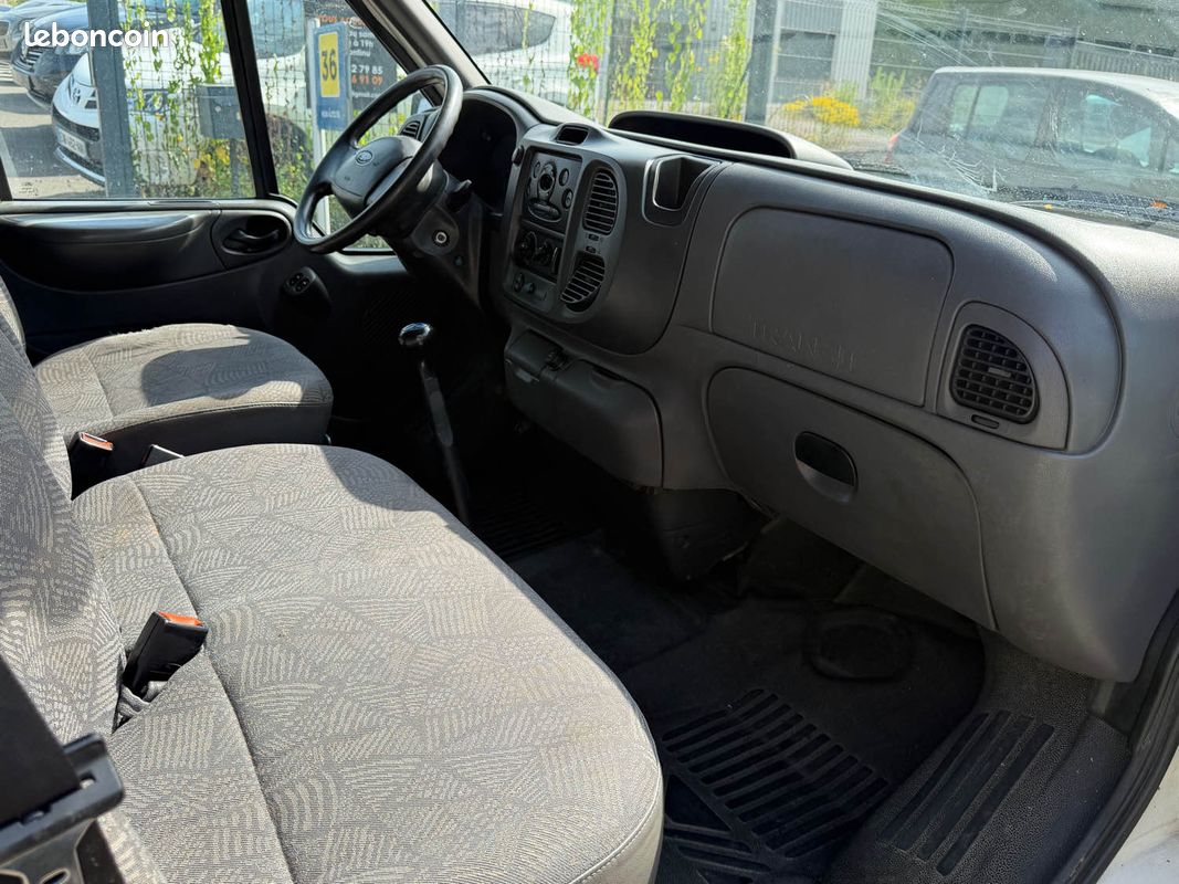 Ford Transit 350MJ 2.4 DI 90ch Trend Pack 2005 - révisée & garantie 6 mois (image 11)