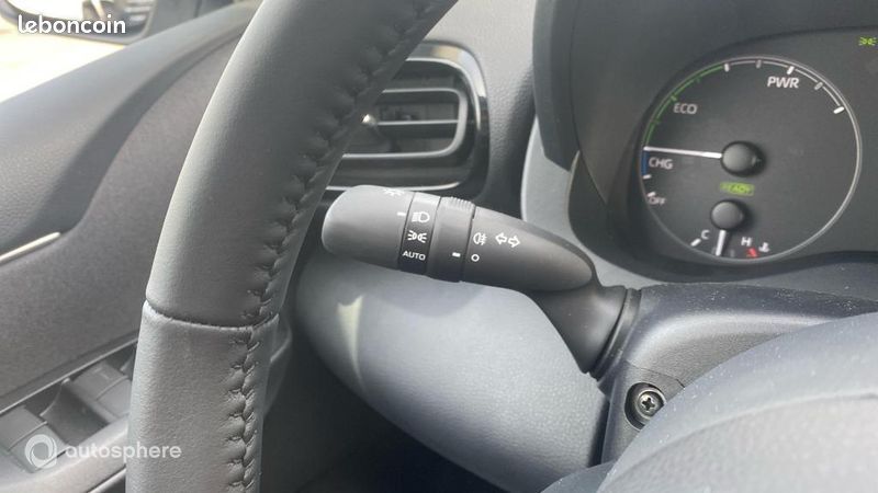 Toyota Yaris 116h Dynamic 5p MY25 (image 23)