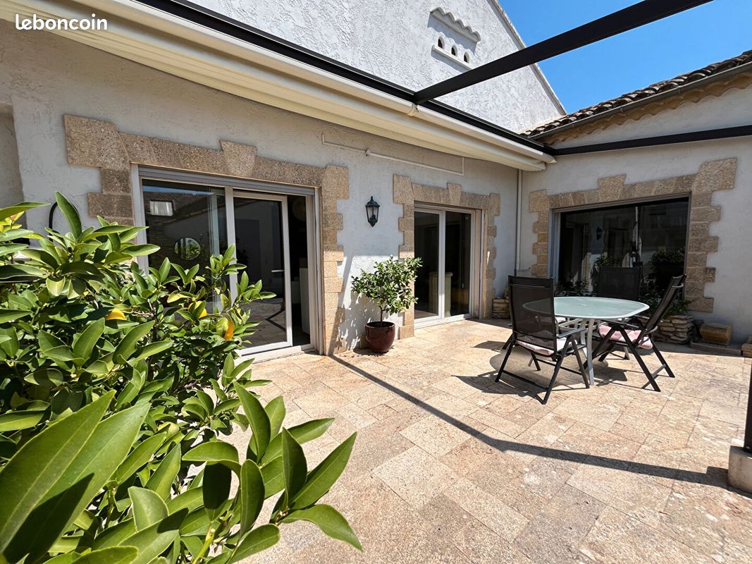 Maison 6 pièces 175 m² · à Le Thor · 175 m² · 435 000 €