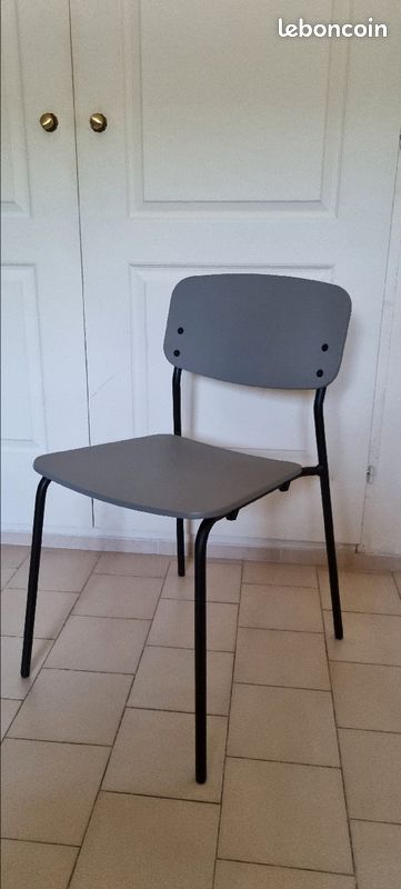 Chaise style Anagram (image 1)
