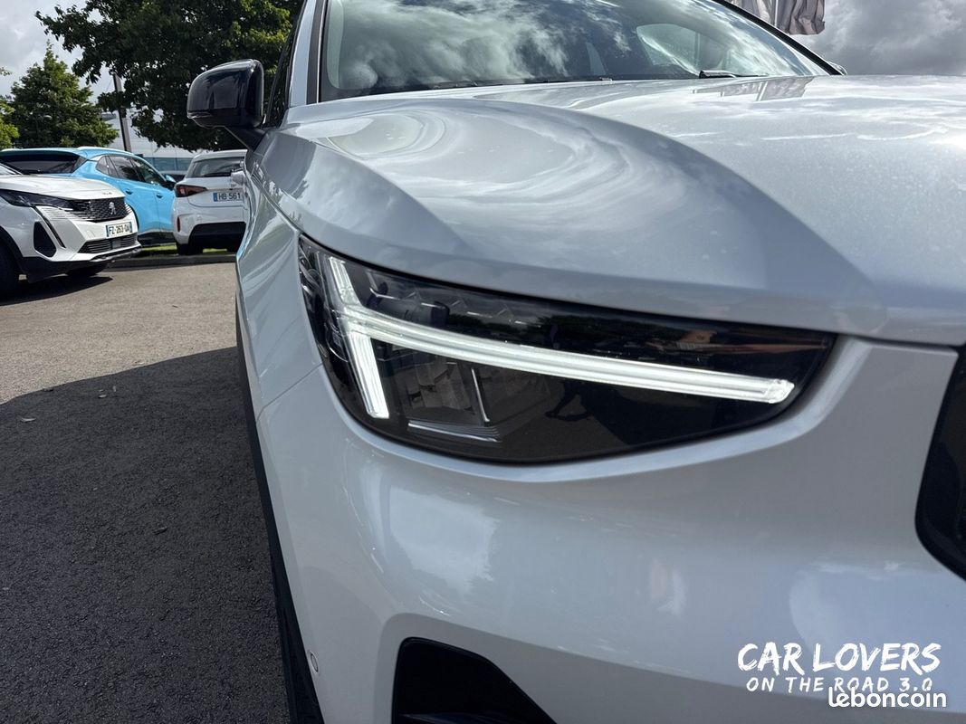 VOLVO XC40 B3 163 ch DCT7 Plus (image 20)