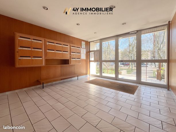Appartement 4 pièces 74 m² — 9