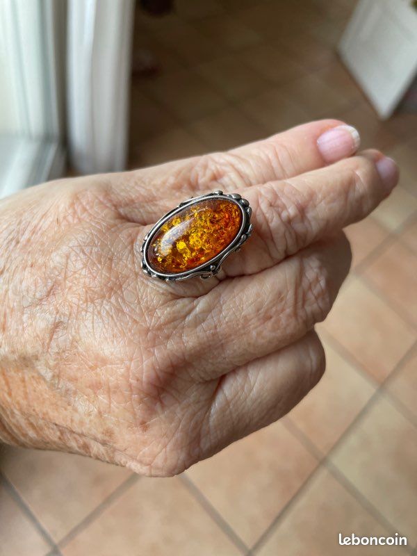 Bague En Argent Et Ambre Naturel De Lituanie - Cognac - Poids 3,4 G