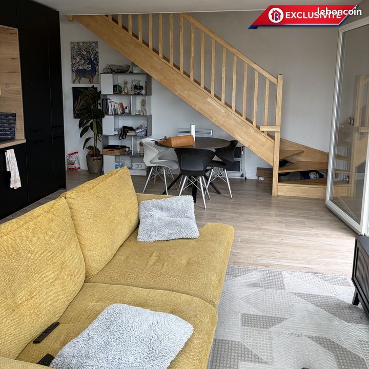 Appartement 5 pièces 80 m² · à Corbeil-Essonnes · 80 m² · 1 550 €
