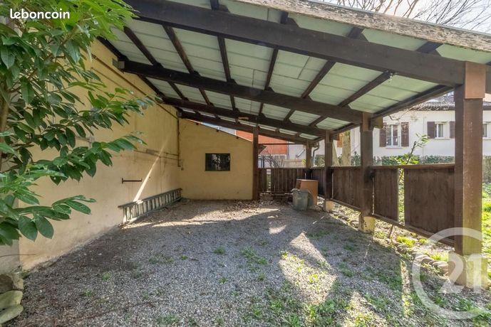 Maison 6 pièces 112 m² — 12