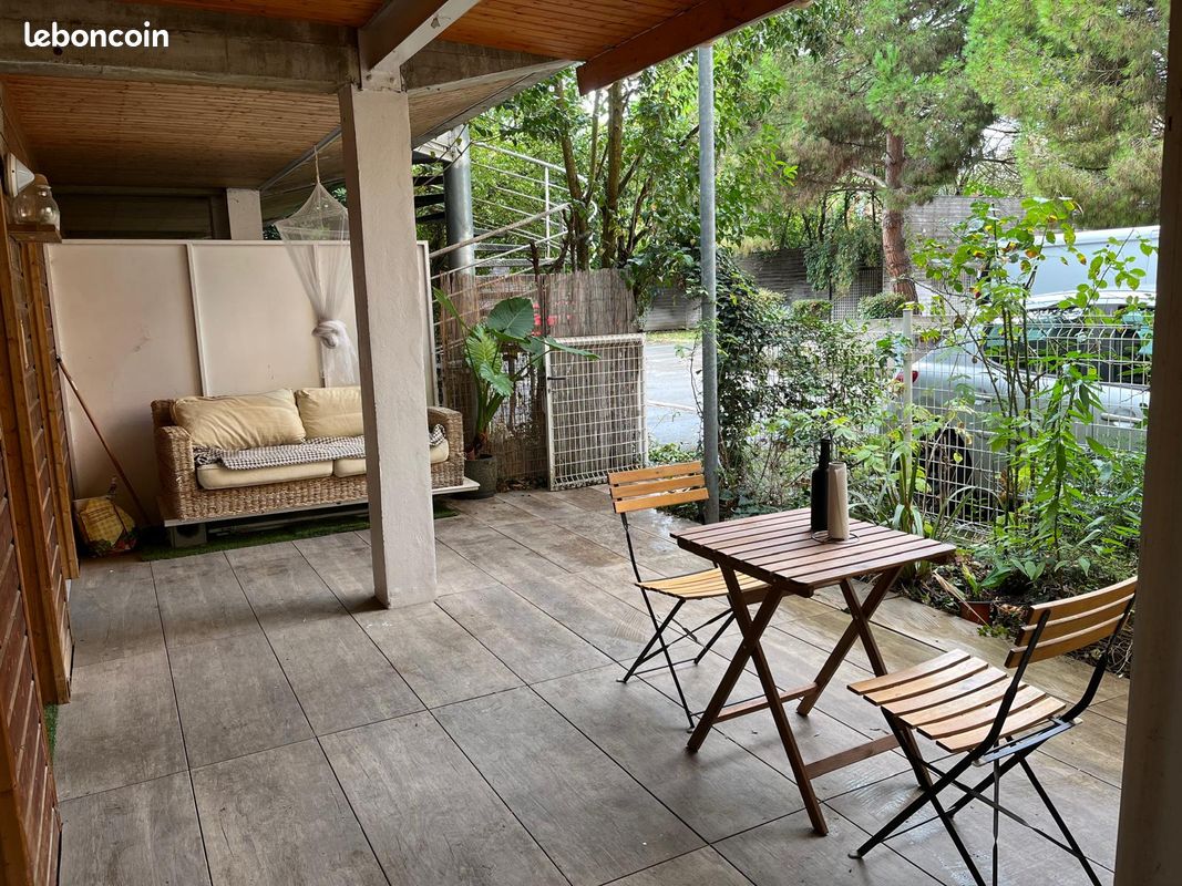 Parking 60 m² · à Toulouse · 60 m² · 950 €/mois