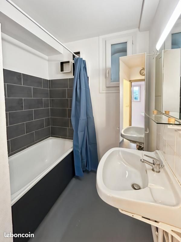 Appartement a louer romans-sur-isere - 4 pièce(s) - 79 m2 - Surfyn