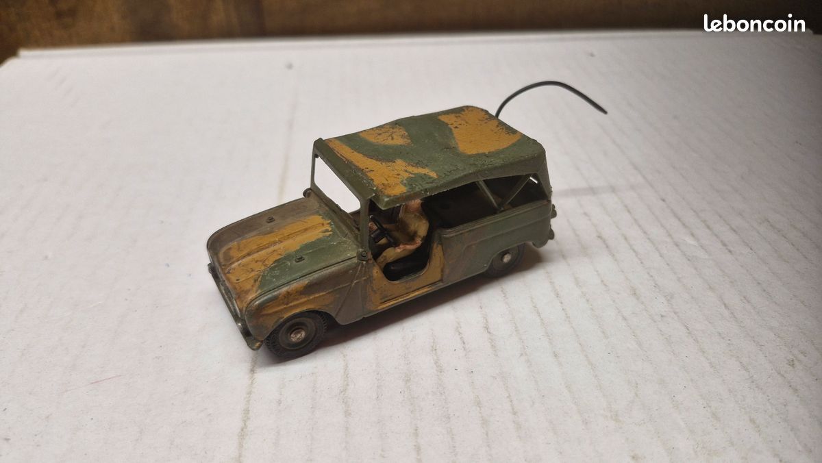 Occ Dinky Toys - RENAULT 4 Simpar 4x4 militaire personnage Tanguy 1:43