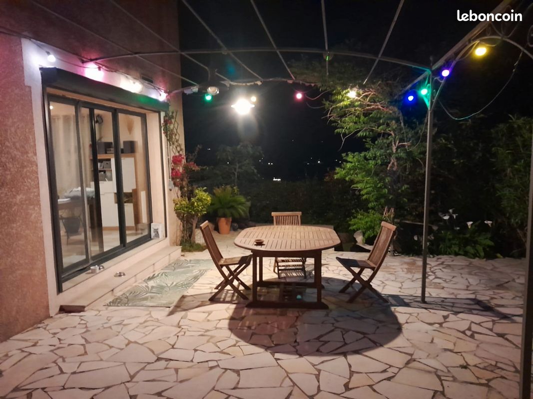 Maison 6 pièces 120 m² · à Le Beausset · 120 m² · 489 000 €