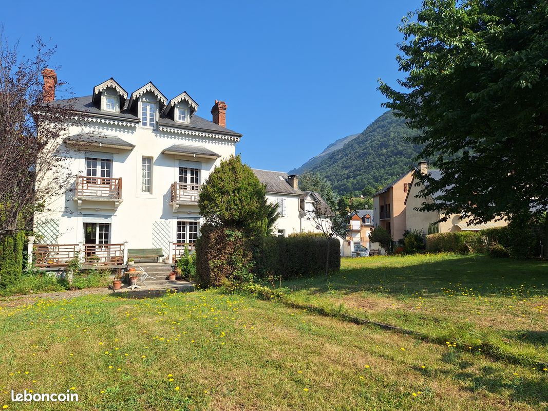 Maison 7 pièces 154 m² · à Esquièze-Sère · 154 m² · 535 000 €