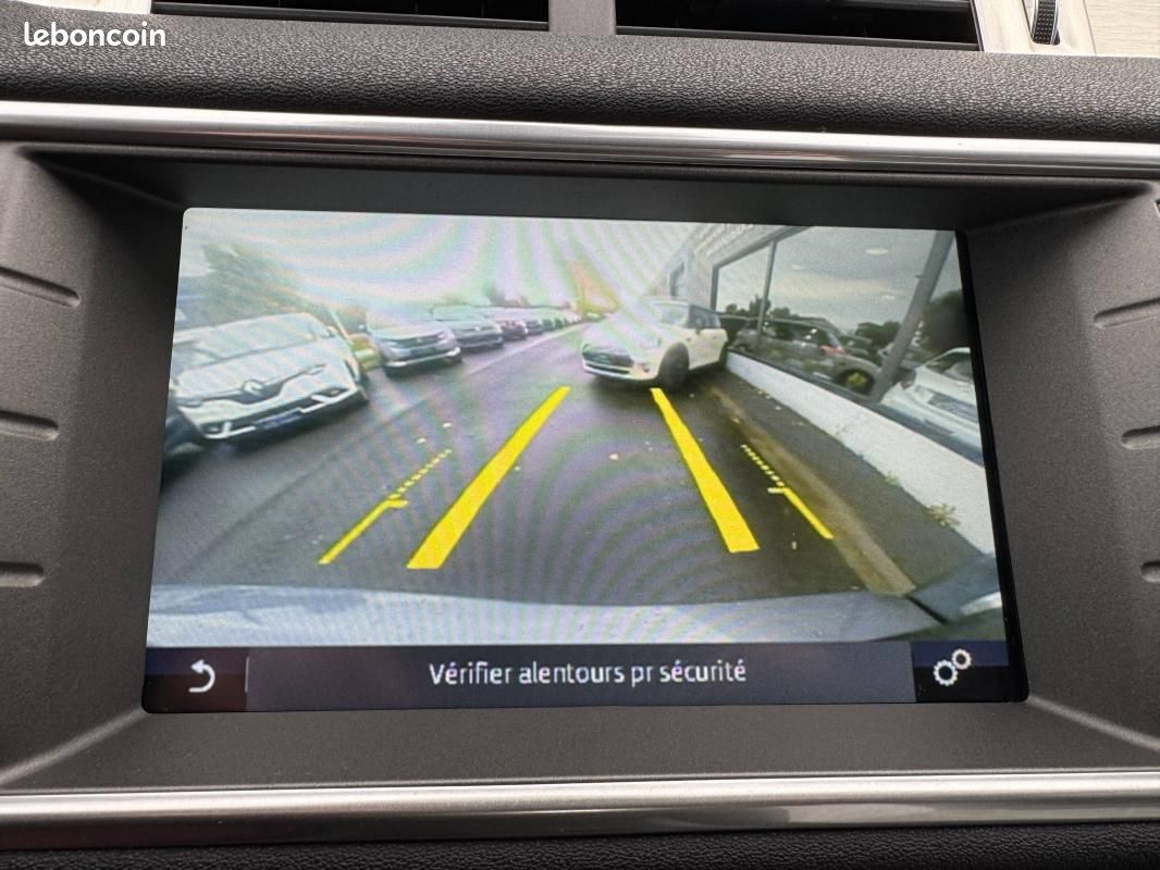 Land Rover Range Rover Evoque 2.0 D 150 GPS CUIR CAMERA TEL REGULATEUR (image 12)