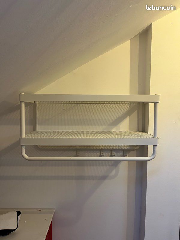 Meuble accrocher au mur (image 3)