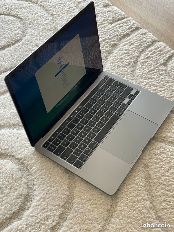 MacBook Pro 2020 - 500 Go - 4 ports USB-C (+ Final Cut & Logic Pro) (image 1)