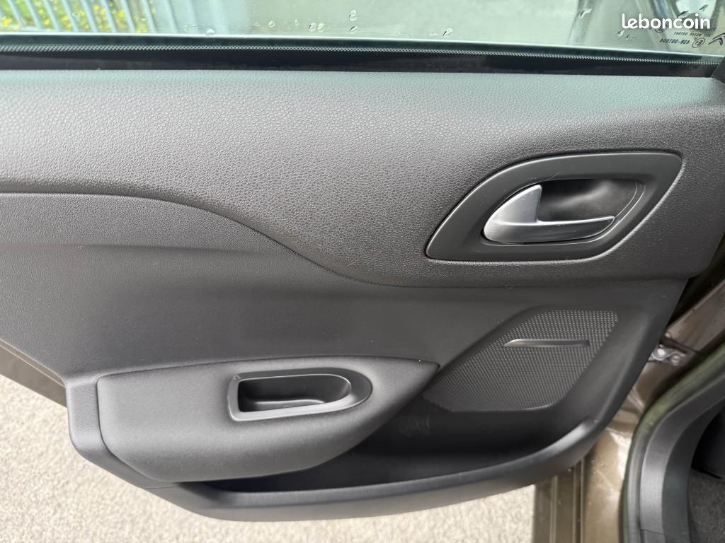 DS DS4 1.6 e-HDi FAP - 115 So Chic clim + Radar AR (image 35)