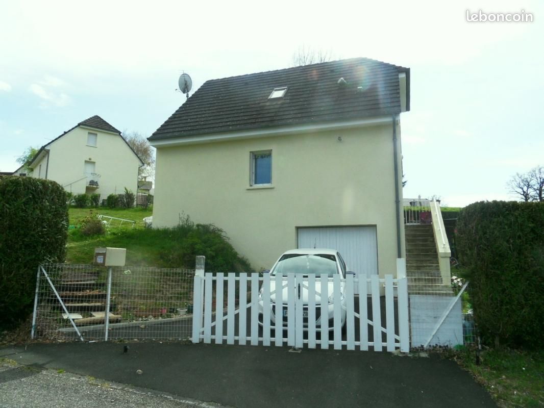 Maison 4 pièces 79 m² · à Puycapel · 79 m² · 686 €/mois